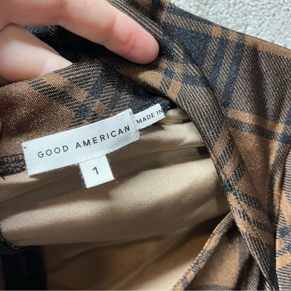New Good American Disco Tartan Stretch Set in Brown - Picture 5 of 7